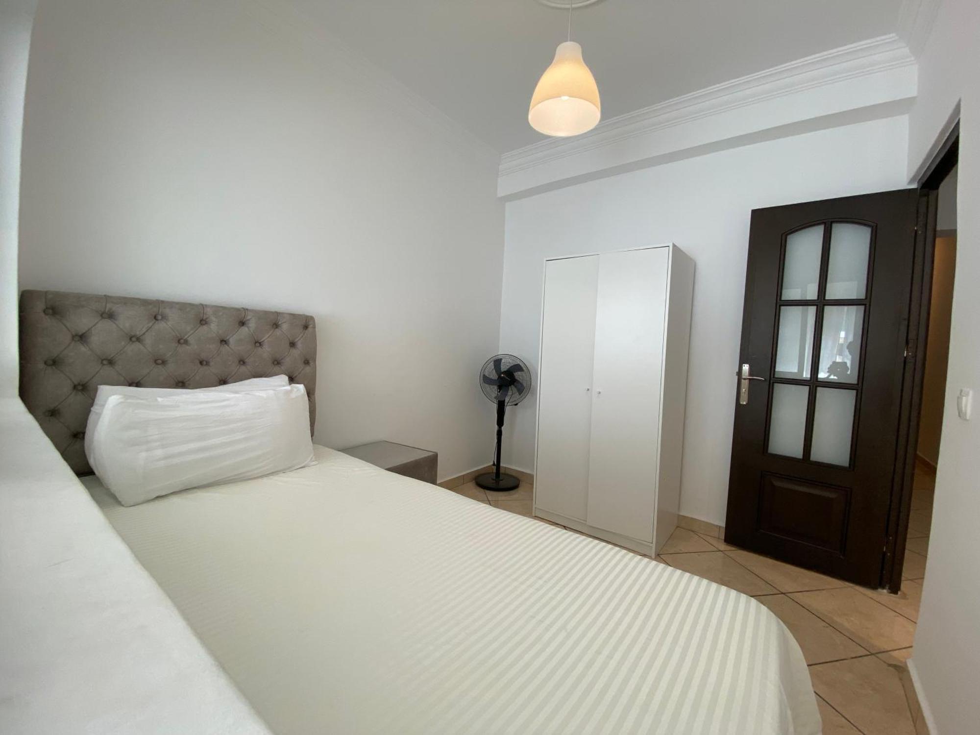 Апартаменты Piso Centrico Y A Pie De Playa. Мартиль Экстерьер фото